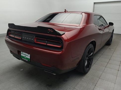 Used 2018 Dodge Challenger R/T Plus RWD image 9