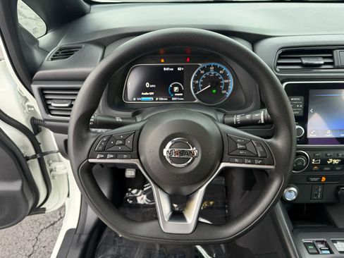 Used 2022 Nissan Leaf S Plus image 2
