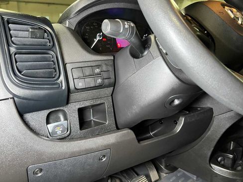 Used 2024 RAM ProMaster 2500 w/ Convenience Group FWD image 23