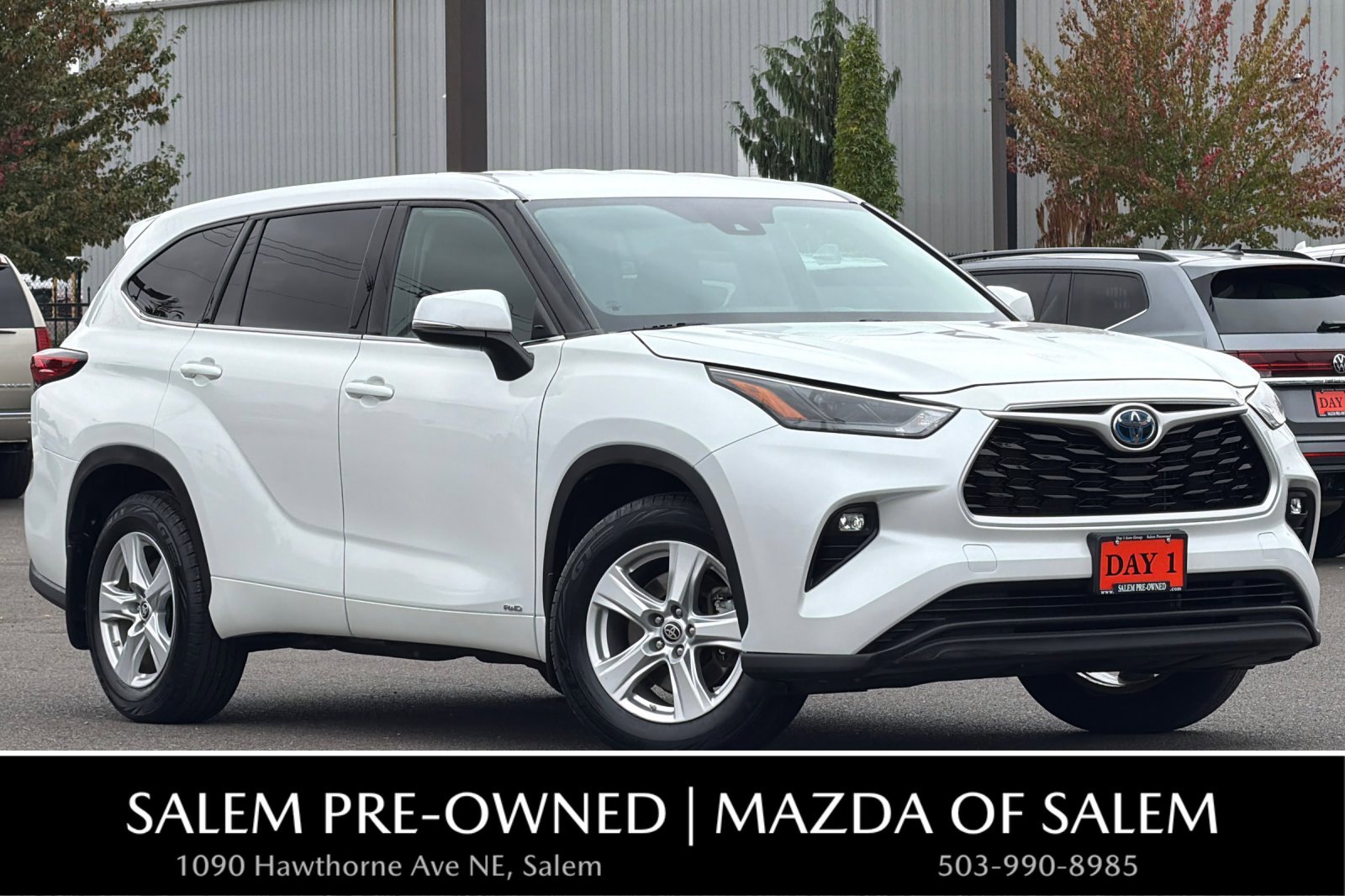 Used 2023 Toyota Highlander LE FWD 360° Tour