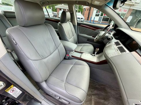 Used 2008 Toyota Avalon Limited FWD image 11
