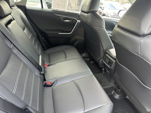 Used 2025 Toyota RAV4 Limited image 14