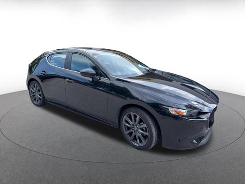 Used 2026 MAZDA MAZDA3 s FWD image 2