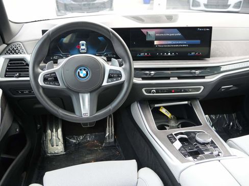 Certified 2024 BMW X5 xDrive50e w/ M Sport Package AWD/4WD image 7