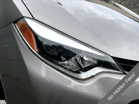 Used 2014 Toyota Corolla LE FWD image 26