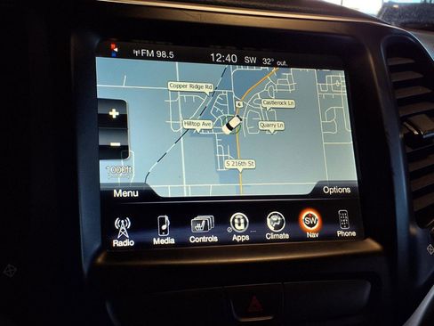 Used 2017 Jeep Cherokee Trailhawk w/ Cold Weather Group image 19