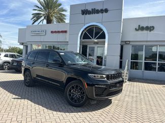 New 2026 Jeep Grand Cherokee L Summit w/ Obsidian Package video 1