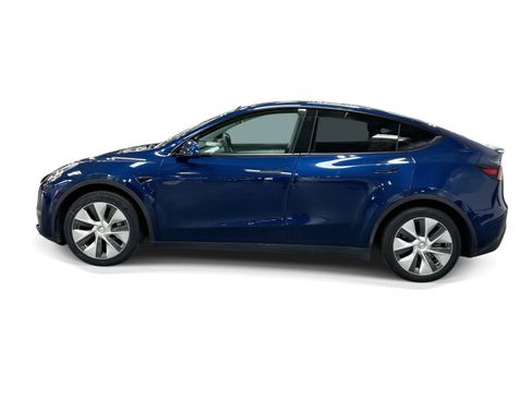 Certified 2021 Tesla Model Y Long Range AWD/4WD image 3