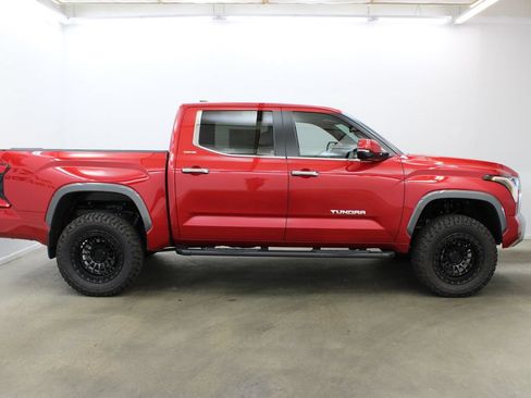 Used 2026 Toyota Tundra Limited w/ Power Package AWD/4WD image 7