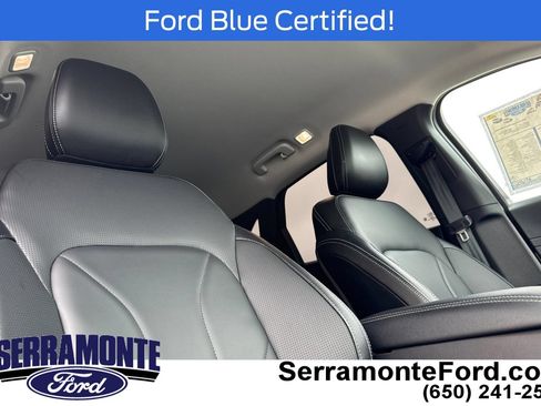 Certified 2025 Ford Escape SE w/ PHEV Premium Package FWD image 20