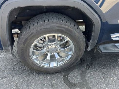 Used 2023 GMC Sierra 1500 SLT w/ SLT Premium Plus Package image 12