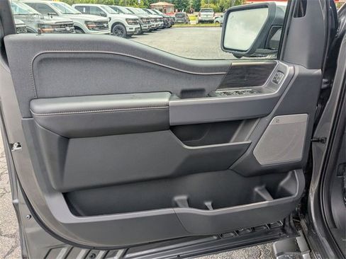 New 2025 Ford F150 Lariat w/ Equipment Group 501A Mid image 12