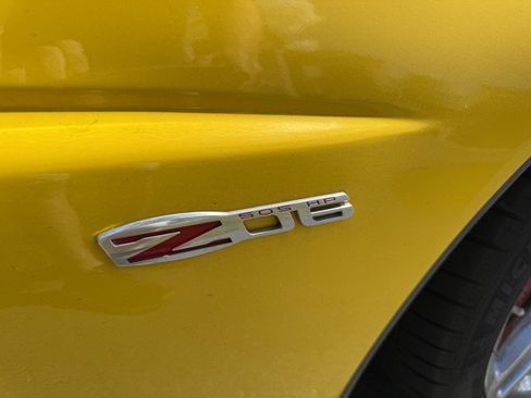Used 2006 Chevrolet Corvette Z06 w/ Preferred Equipment Group image 22