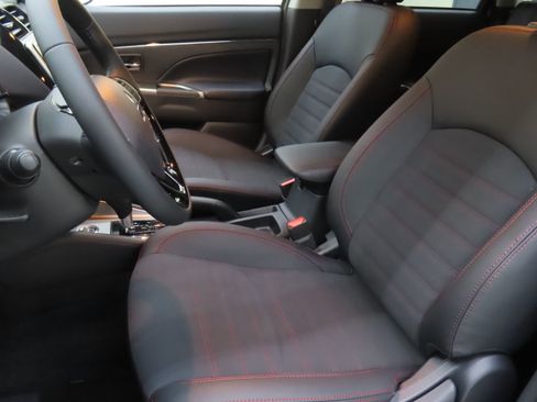 New 2025 Mitsubishi Outlander Sport SE AWD/4WD image 10