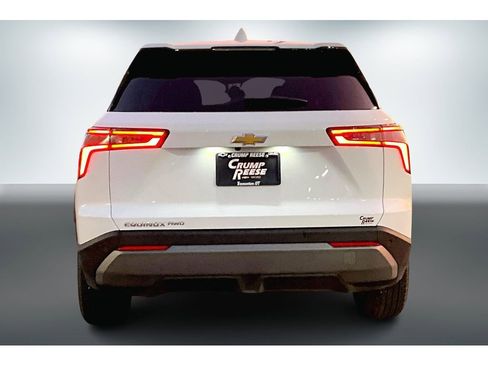 New 2026 Chevrolet Equinox LT image 4