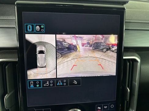 Used 2025 GMC Acadia Elevation w/ LPO, Floor Liner Package AWD/4WD image 18