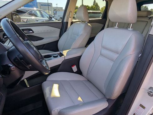Used 2023 Nissan Rogue SL w/ SL Premium Package AWD/4WD image 19