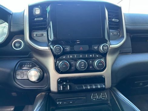 Used 2019 RAM 1500 Laramie AWD/4WD image 10