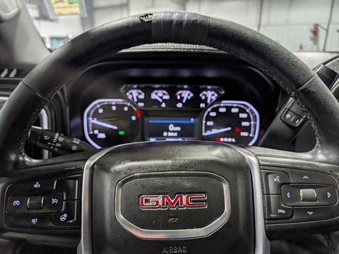 Used 2021 GMC Sierra 3500 SLT w/ SLT Convenience Package image 24