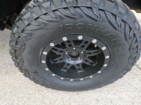 Used 2011 Jeep Wrangler Sport image 21