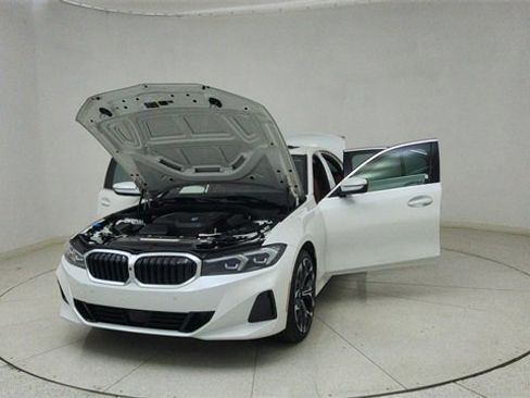 Used 2025 BMW 330i xDrive Sedan image 73