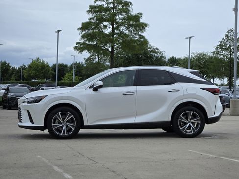 Used 2025 Lexus RX 350 Premium w/ Convenience Package FWD image 2