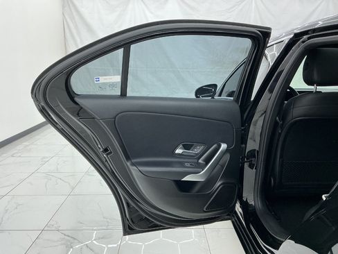 Used 2020 Mercedes-Benz A 220 4MATIC image 24