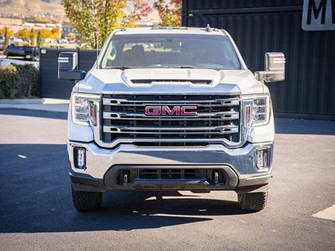 Used 2022 GMC Sierra 2500 SLE image 2