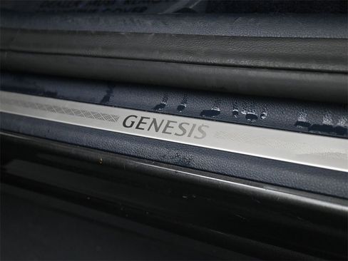 Used 2024 Genesis GV80 3.5T w/ Advanced Package image 20