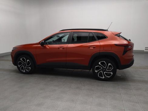 Used 2024 Chevrolet Trax RS image 3