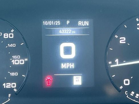 Used 2024 RAM ProMaster 2500 w/ Convenience Group image 17