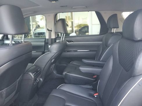 Used 2024 Hyundai Palisade SEL w/ Premium Package FWD image 10
