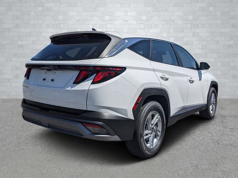 New 2026 Hyundai Tucson SE image 5