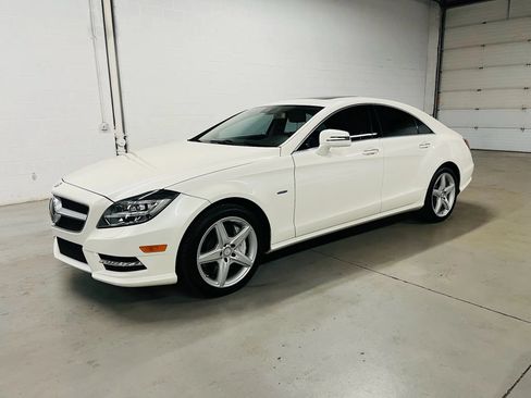 Used 2012 Mercedes-Benz CLS 550 image 2