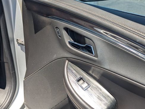 Used 2016 Chevrolet Impala LTZ FWD image 35
