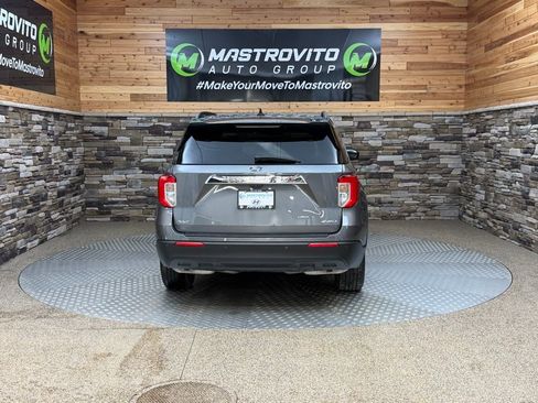 Used 2021 Ford Explorer XLT AWD/4WD image 9