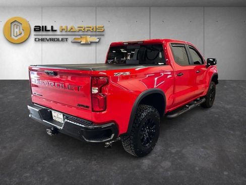 Used 2025 Chevrolet Silverado 1500 ZR2 w/ Dark Appearance Package image 20