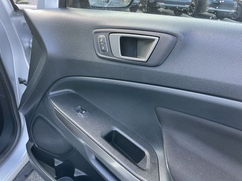 Used 2021 Ford EcoSport SE image 30