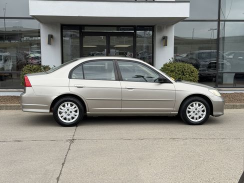 Used 2004 Honda Civic LX image 3