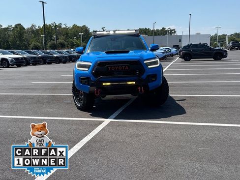 Used 2019 Toyota Tacoma TRD Pro AWD/4WD image 2