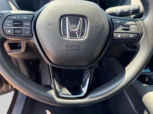 Used 2024 Honda HR-V LX image 9