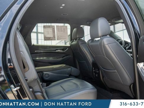 Used 2023 Buick Enclave Essence AWD/4WD image 23
