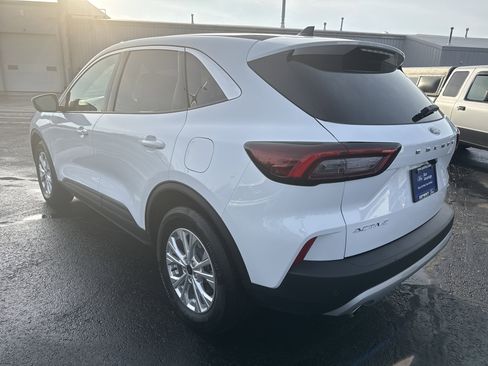 Certified 2023 Ford Escape Active w/ Tech Pack #2 image 5