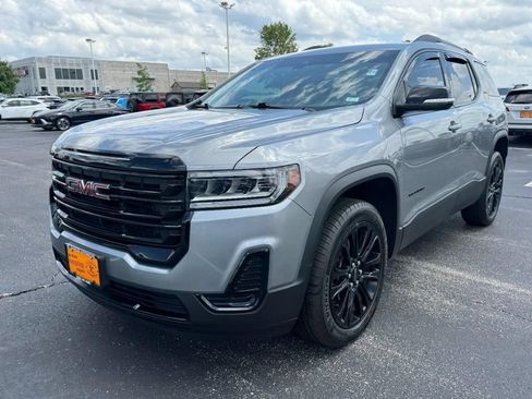 Used 2023 GMC Acadia SLE w/ Elevation Edition FWD image 8