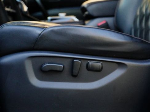 Used 2022 Nissan Armada Platinum w/ Captain's Chairs Package image 27