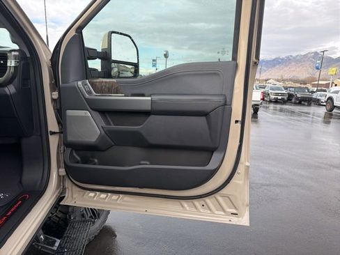 New 2026 Ford F250 Lariat w/ Black Appearance Package AWD/4WD image 65