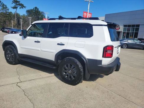 Certified 2025 Toyota Land Cruiser image 3