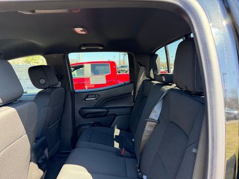 New 2026 GMC Canyon Elevation w/ Convenience Package image 10