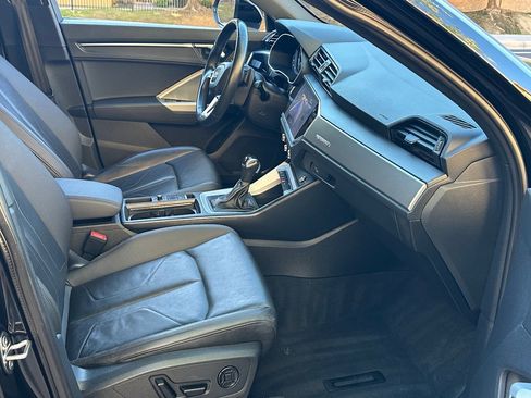 Used 2022 Audi Q3 2.0T Premium w/ Convenience Package image 17