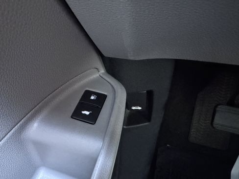 Used 2021 Honda Pilot Touring image 37